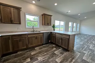 711 Cherry Ln, Perham, MN 56573 - Photo 12