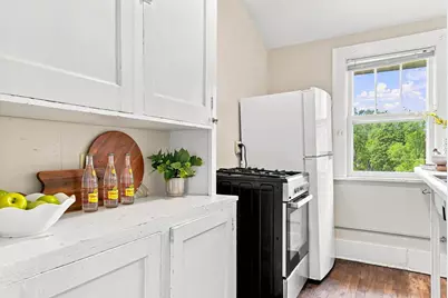 1437 Englewood Avenue, Saint Paul, MN 55104 - Photo 30