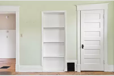 1437 Englewood Avenue, Saint Paul, MN 55104 - Photo 20