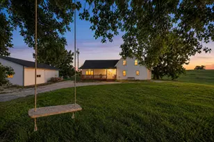 1560 60th St NE, Murdock, MN 56271 - Photo 2