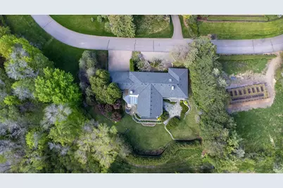 1065 Edgewood Hills Road, Orono, MN 55391 - Photo 14