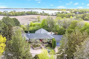 1065 Edgewood Hills Rd, Orono, MN 55391 - Photo 16