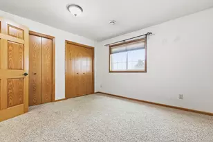 202 Rainbow Dr, Marshall, MN 56258 - Photo 18
