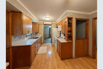 1301 Ridgeview Drive, Montevideo, MN 56265 - Photo 6