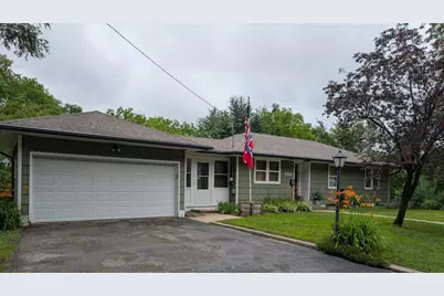 1301 Ridgeview Drive, Montevideo, MN 56265 - Photo 2