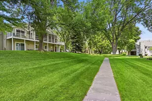 5553 Bimini Dr, Minnetonka, MN 55343 - Photo 38
