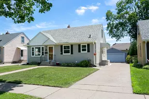 2128 Case Ave E, Saint Paul, MN 55119 - Photo 2