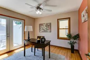 2128 Case Ave E, Saint Paul, MN 55119 - Photo 14