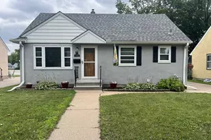 2128 Case Ave E, Saint Paul, MN 55119 - Photo 1