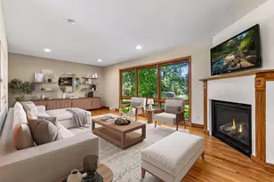 5536 Holiday Rd, Minnetonka, MN 55345 - Photo 4