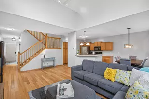 637 Crane Creek Ln, Eagan, MN 55121 - Photo 8