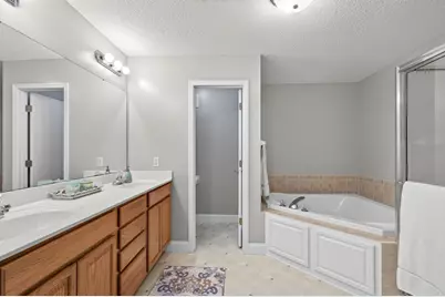 637 Crane Creek Lane, Eagan, MN 55121 - Photo 18