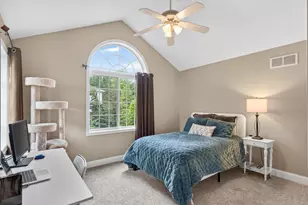637 Crane Creek Ln, Eagan, MN 55121 - Photo 24