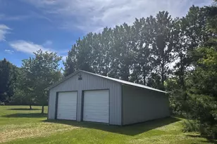 956 280th St, Woodville, WI 54028 - Photo 4