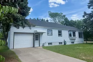 501 2nd St NE, Little Falls, MN 56345 - Photo 2