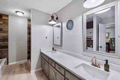 626 Hillside Drive, Eagan, MN 55121 - Photo 14