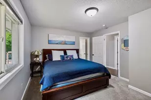 626 Hillside Dr, Eagan, MN 55121 - Photo 12