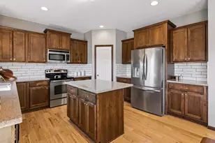 19806 Dover Dr, Farmington, MN 55024 - Photo 16