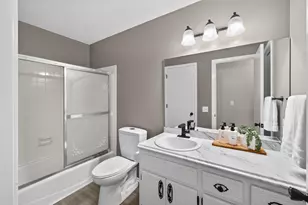 2615 Sumac Ct, White Bear Lake, MN 55110 - Photo 16