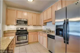 619 8th Street SE, Minneapolis, MN 55414 - Photo 2