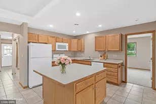 225 Helen St, Roberts, WI 54023 - Photo 8