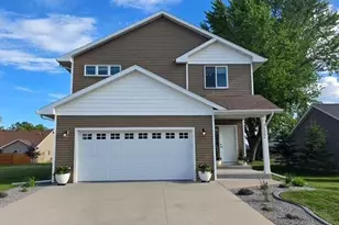 1005 Main Street E, Cleveland, MN 56017 - Photo 1