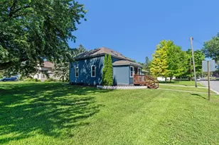 451 Birch Ave W, Hector, MN 55342 - Photo 4