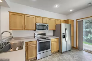 476 Hayes Dr, Hastings, MN 55033 - Photo 14