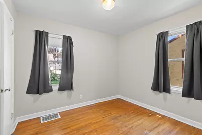2047 Minnehaha Avenue E, Saint Paul, MN 55119 - Photo 10
