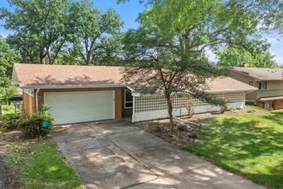 7008 35th Avenue N, Crystal, MN 55427 - Photo 2