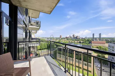 1120 S 2nd Street #903, Minneapolis, MN 55415 - Photo 4