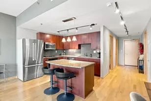 1120 S 2nd St, Minneapolis, MN 55415 - Photo 6