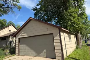 2130 11th Ave E, Hibbing, MN 55746 - Photo 14