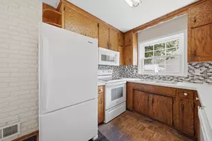 8126 Northern Dr, Crystal, MN 55427 - Photo 6