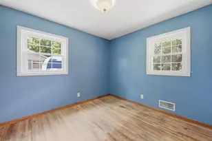 8126 Northern Dr, Crystal, MN 55427 - Photo 12