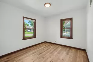 3830 Zenith Ave N, Robbinsdale, MN 55422 - Photo 10