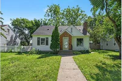 3830 Zenith Avenue N, Robbinsdale, MN 55422 - Photo 2
