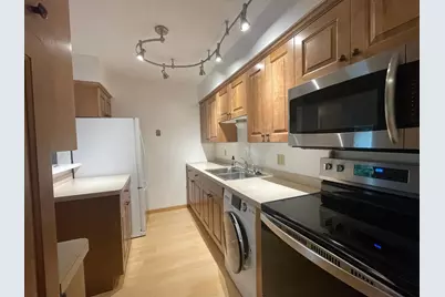 408 3rd Street N #104, Stillwater, MN 55082 - Photo 4