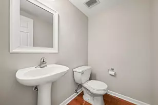 5135 Holly Ln N, Plymouth, MN 55446 - Photo 16