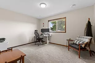 805 6th St NE, Stewartville, MN 55976 - Photo 18