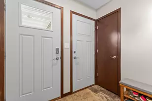 805 6th St NE, Stewartville, MN 55976 - Photo 10