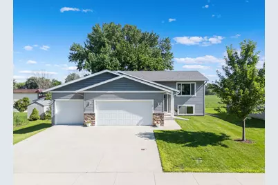 805 6th Street NE, Stewartville, MN 55976 - Photo 1