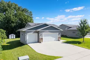805 6th St NE, Stewartville, MN 55976 - Photo 34