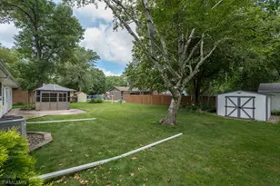 1506 James Dr, North Mankato, MN 56003 - Photo 8