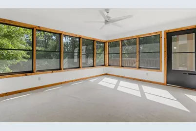 9272 Duckwood Trail, Woodbury, MN 55125 - Photo 16