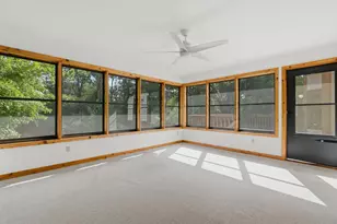 9272 Duckwood Trail, Woodbury, MN 55125 - Photo 16