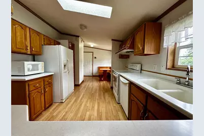 800 Montana Avenue, Benson, MN 56215 - Photo 12
