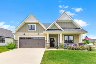 11402 Kings Ct N, Lake Elmo, MN 55042 - Photo 1