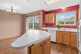630 Knights Bridge Rd, New Brighton, MN 55112 - Photo 38