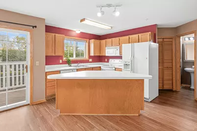 630 Knights Bridge Road, New Brighton, MN 55112 - Photo 12